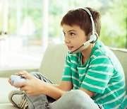 "비디오 게임, 아이들 IQ 높이는 데 도움"