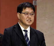 '혐오 발언' 김성회 비서관 자진사퇴..임명 일주일만