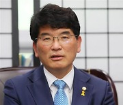 천안 시민단체, 박완주 의원직 사퇴 촉구..민주당은 사과