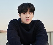 김선호, 연극 무대 복귀..'터칭 더 보이드' 7월 개막
