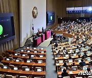 막오른 민주당 국회의장단 경선 레이스..중진들 막판 고심