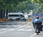 계엄 방불케 하는 봉쇄도시 상하이 도로