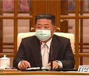 [노동신문 사진]김정은도 '마스크'.. '비상사건' 北의 상징적 모습
