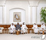무함마드 UAE 대통령 선출하는 연방 최고위원회