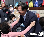 김동연 후보 '주말 보폭 넓히기'