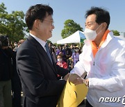 학교폭력예방 캠페인 참석한 여야 서울시장 후보