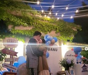 심진화♥김원효, 야외에서 뜨거운 키스..절친 박솔미도 "왜 이러는 거야"
