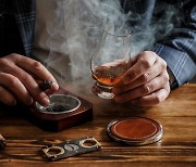 "죽음의 칵테일(담배+술), 발암위험 190배" 식도암 중년환자 급증