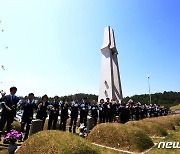5·18민주화운동 42주년 기념식 18일 민주묘지서 엄수