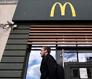 '시장경제의 상징' 맥도날드 러시아 시장 철수..개점 32년 만