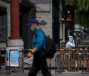 주요 도시 봉쇄에 경제 급랭..중국 4월 소매판매 -11.1%
