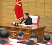 '중국식 방역' 추켜세우며 손 내민 북한..한국 민간단체 지원은 거부