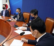 민주당, 한동훈 '부적격' 거듭 강조.."절반 국민과 싸우겠다는 것"