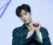 아스트로 차은우 '숨쉴 틈없는 비주얼'[★포토]