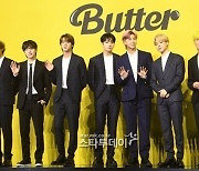 [단독] 빌보드뮤직어워드, 'BTS 5년 수상' 톱소셜아티스트 부문 폐지