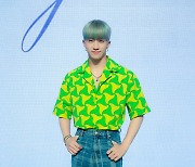 [TD포토] 아스트로 진진 '청량한 패션'