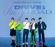 [T포토] 아스트로 '청량돌 컴백'