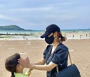 '싱글맘' 박시연, 음주운전 자숙 중 딸과 애틋 "나의 보물"