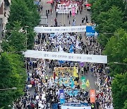 다시 걷는 길..광주 금남로 민주대행진