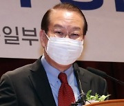 권영세 "새 정부 대북 인도적 협력 추진 중..대북 의약품 살포 자제 당부"