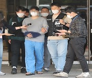 SNS로 만난 남성 흉기살해 후 자수한 20대 구속