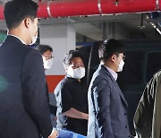 경찰, '후원금 의혹' 성남 FC 압수수색