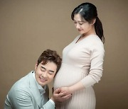 김민정♥조충현, 어제(16일) 득녀..세 식구 됐다 [공식입장]