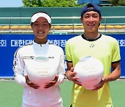 홍성찬·백다연, 협회장배 테니스 남녀 단식 초대 챔피언 등극
