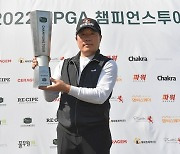 박노석, KPGA 챔피언스투어 1회 대회서 시니어 무대 첫 승 달성