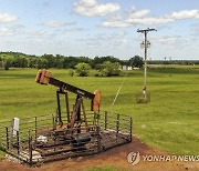 USA US OIL PRICES CONTIUNE TO RISE