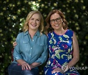 Angela Kinsey and Jenna Fischer Portrait Session