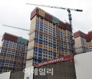 [포토]둔촌주공 결국.. 건설사 타워크레인 철거