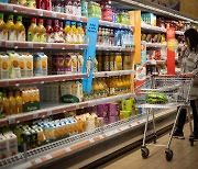 영국 4월 소비자물가 9% 급등..40년만 최고치