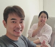 '조충현♥' 김민정, 득녀 소감 "깜짝 놀랄 정도로 아빠 붕어빵"[스타IN★]