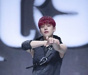 AB6IX '카리스마 넘치는 눈빛'[★포토]