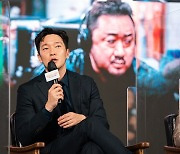 '범죄도시2' 손석구 "액션 전문가 마동석 핵펀치, 보이는 타격감 어마어마" (인터뷰)