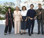 France Cannes 2022 Un Certain Regard Jury Photo Call