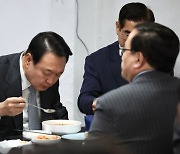 "정호영 낙마 대신 한덕수 인준? 안 해".. 강경한 윤 대통령