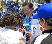 인천 시민들 만난 이재명 후보