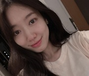 '최태준♥' 박신혜, 반려묘+꽃과 태교 중 '눈부신 미모'