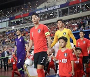 KT, 남자 축구 국가대표팀 '플레이어 에스코트' 모집