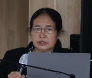 인권운동가 신시아 마웅