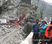 INDIA KASHMIR UNDER CONSTRUCTION TUNNEL COLLAPSED