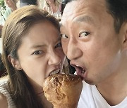 손담비♥이규혁, 하와이서 달달한 신혼여행 근황 "행복한 미소 가득"
