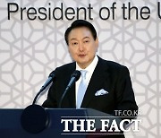 윤 대통령 "한미는 훌륭한 친구" 만찬사.. 바이든 "함께 같이 갑시다"