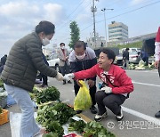 김진태 후보, 원주 농업인새벽시장 찾아 지지 호소