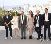 France Cannes 2022 Brother and Sister Photo Call