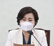 민주당 "尹 대통령, 국제사회에 부끄러운 성평등 인식 보여줬다"일침
