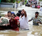 인도·방글라 일주일 넘게 폭우.. 72명 사망