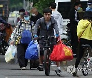 '제로 코로나'의 습격..中 상하이 4월 산업생산 60% 급감